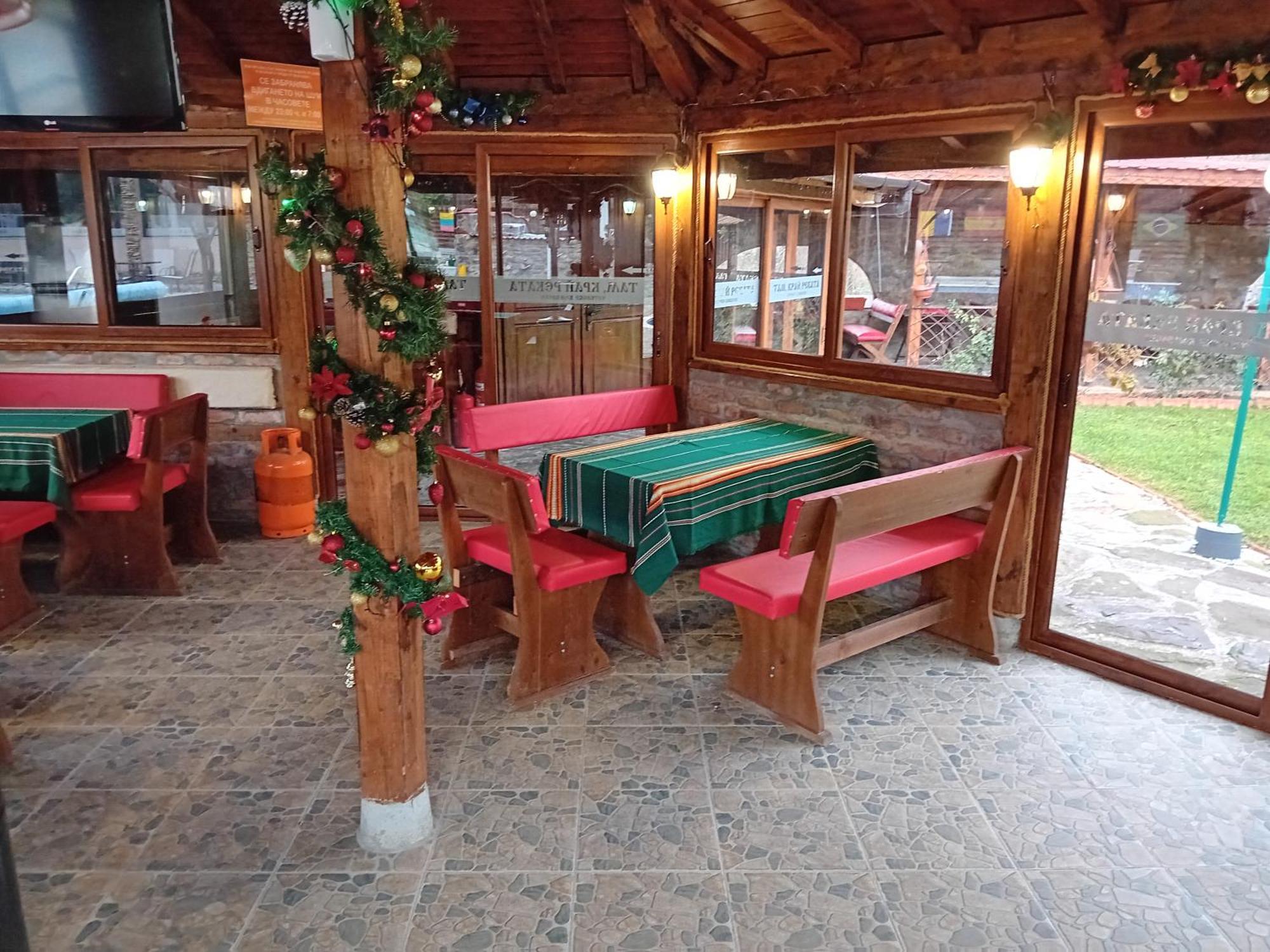 Къща За Гости "Там Край Реката " Slivek Ngoại thất bức ảnh