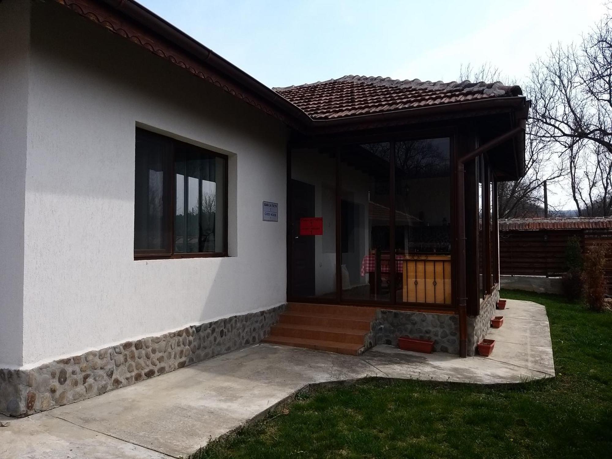 Къща За Гости "Там Край Реката " Slivek Phòng bức ảnh